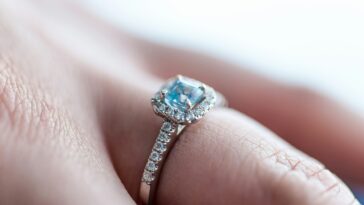 engagement ring