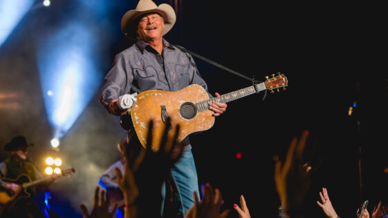 Alan Jackson to Perform His Final Concert amid Ongoing Health Battle