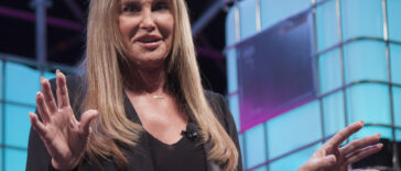 Caitlyn Jenner Returns to The Kardashians for Family Farewell Dinner with Kris Jenner