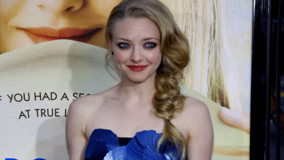 Amanda Seyfried Says Severe OCD Helped Her Avoid Substance Abuse