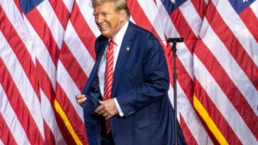 Trump Says He’s Not Jesus He’s Just Standing Next to Him