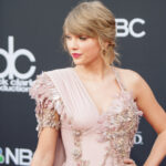 Taylos Swift