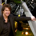 Tom Cruise Dug Up a Whole New Face and Fans Are Absolutely Losing It