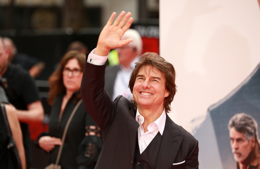 Tom Cruise’s Secret Shovel Party Has Hollywood Saying Goodbye to Critics and Hello to TikTok Hype